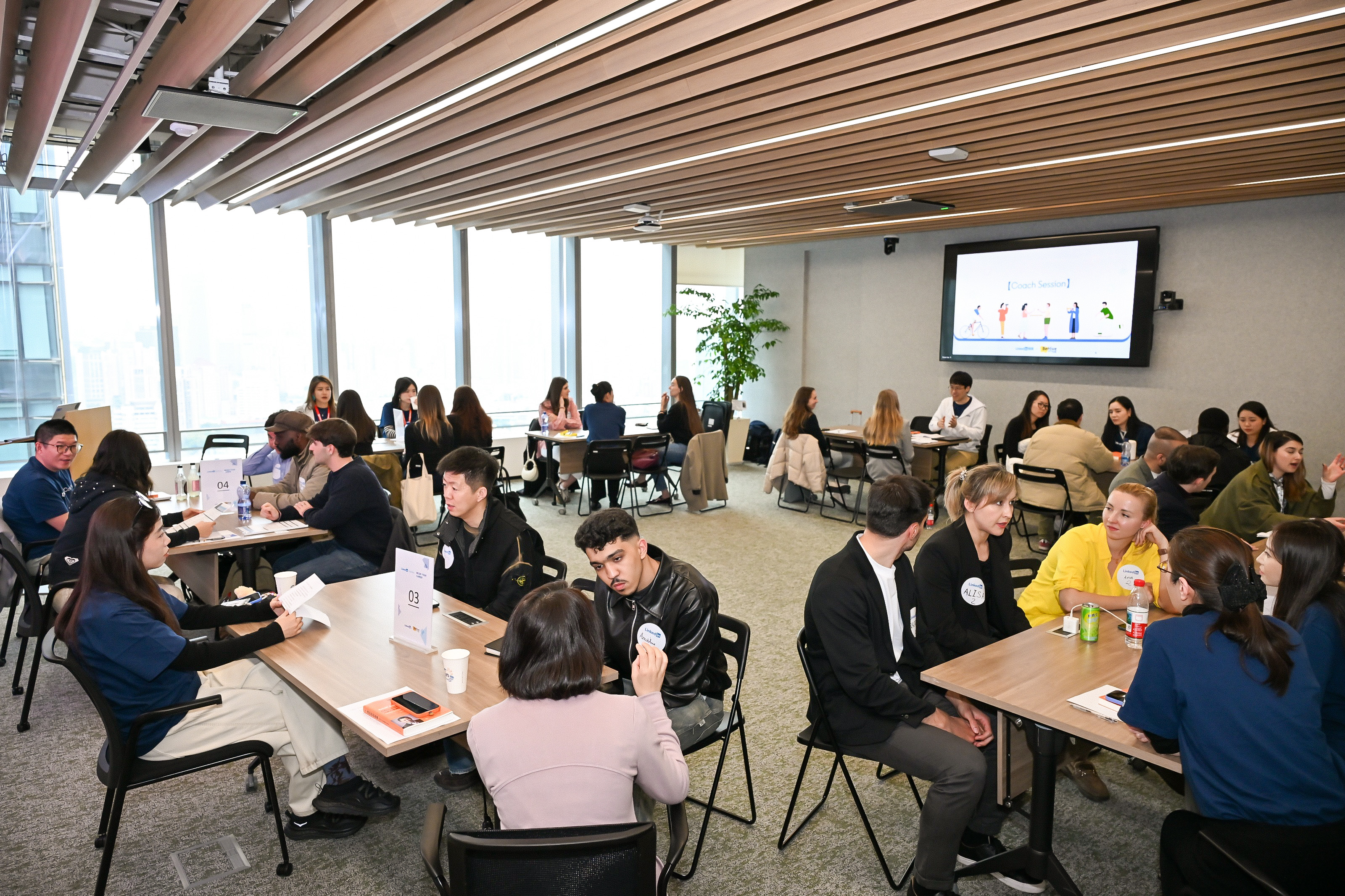 LinkedIn × Beehive Creative Exchange — photo 9