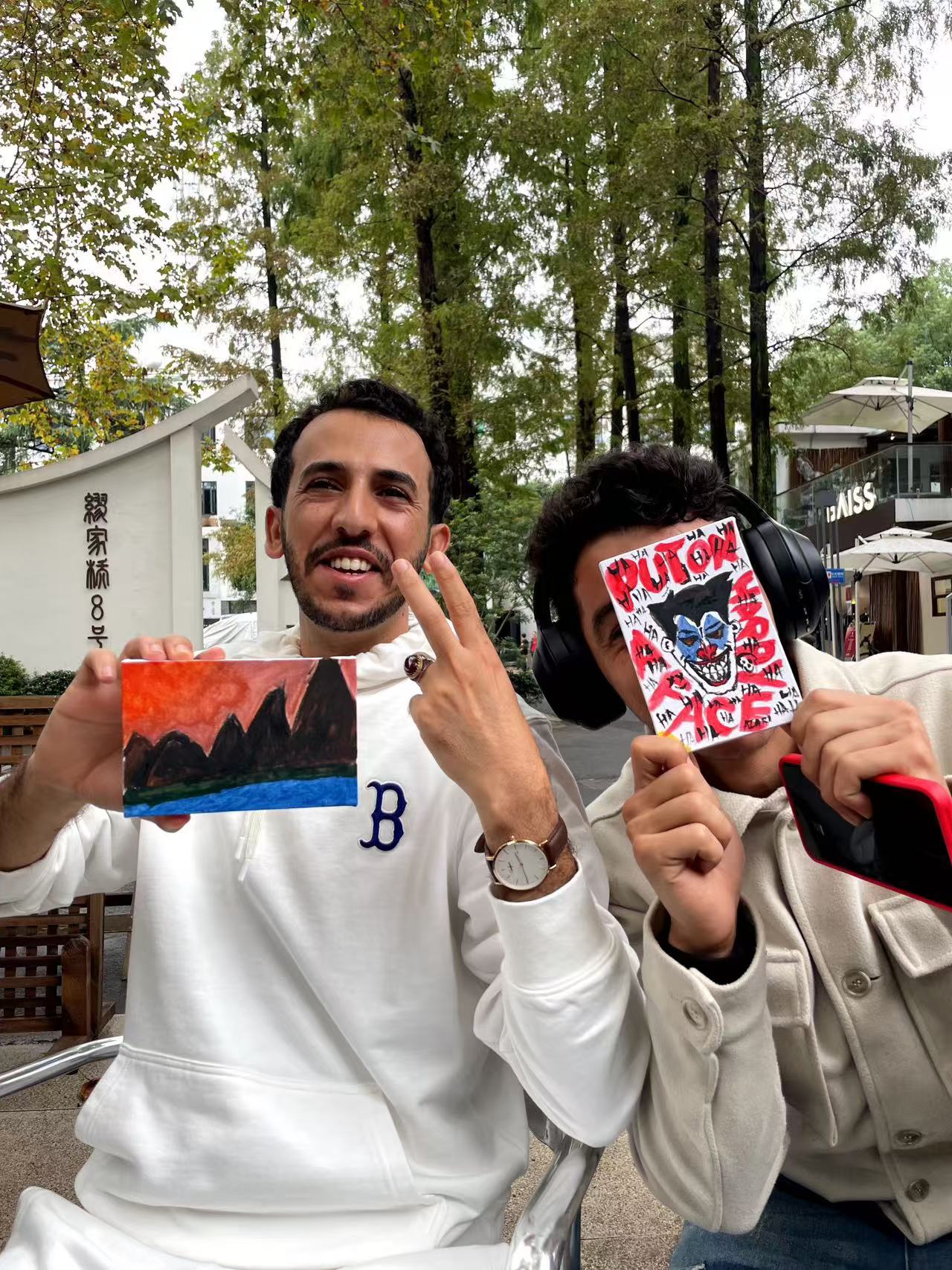 Paint, Sip & Launch of Sofa Lounge — photo 12